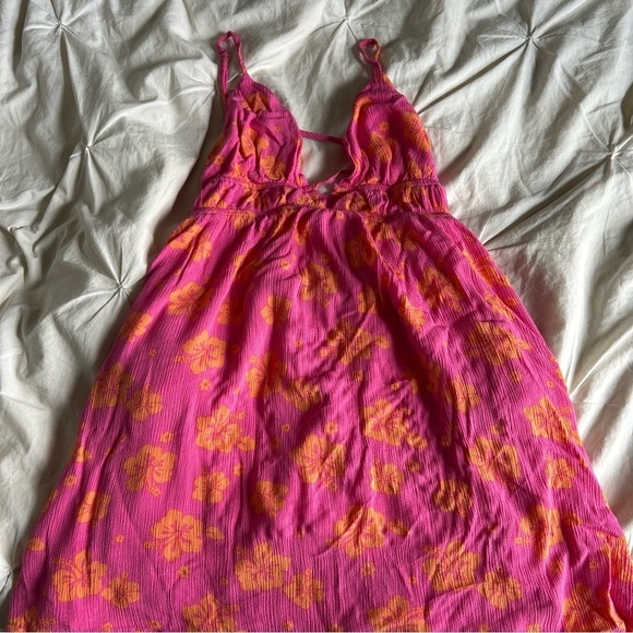 Garage Dresses & Skirts - NWOT Garage Pink and Orange Floral Dress Medium